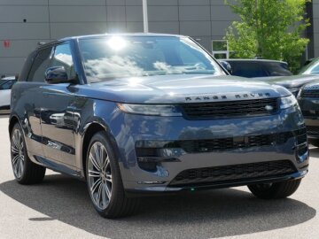 New 2025 Land Rover Range Rover Sport Dynamic SE