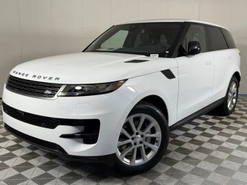 New 2025 Land Rover Range Rover Sport SE