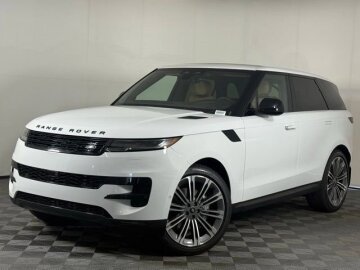 New 2025 Land Rover Range Rover Sport SE
