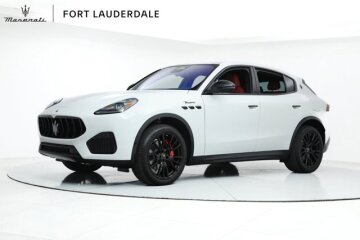 New 2025 Maserati Grecale Modena