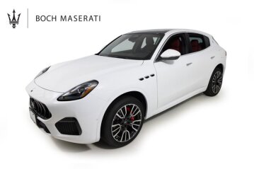 New 2025 Maserati Grecale