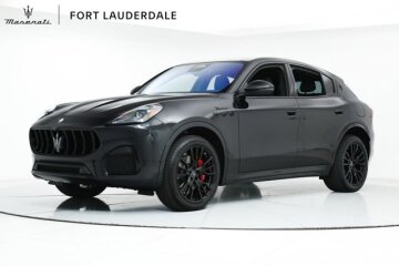New 2025 Maserati Grecale Modena