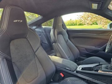 2025 Porsche 911