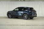 Thumbnail Photo 2 for New 2025 Porsche Cayenne