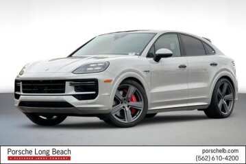 New 2025 Porsche Cayenne