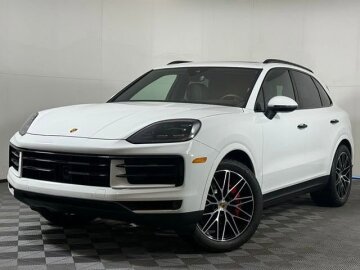 2025 Porsche Cayenne S