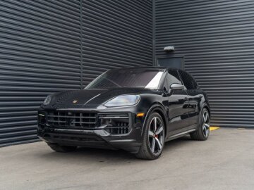 2025 Porsche Cayenne GTS
