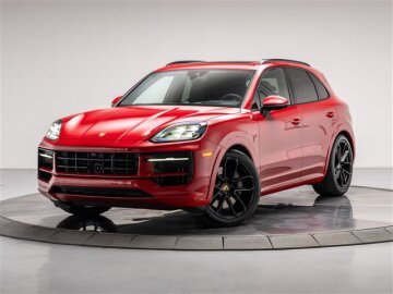2025 Porsche Cayenne GTS