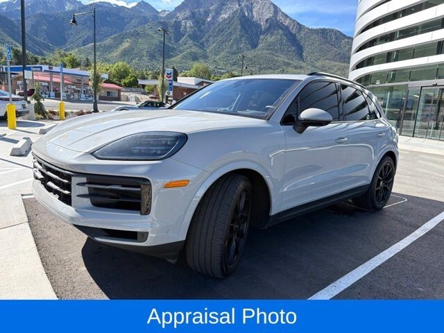2025 Porsche Cayenne