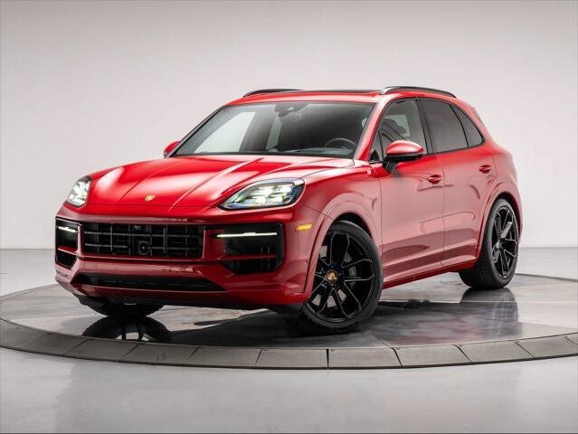2025 Porsche Cayenne GTS