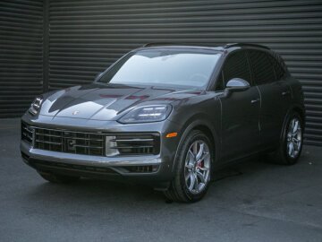 2025 Porsche Cayenne S