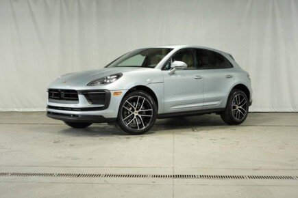 Photo 1 for New 2025 Porsche Macan