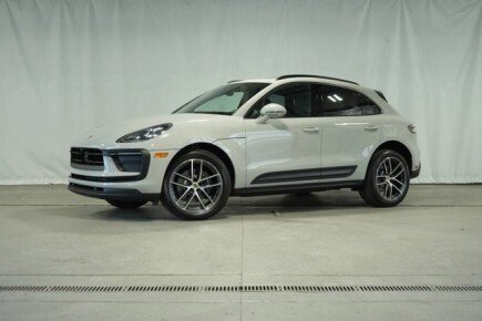 Photo 1 for New 2025 Porsche Macan