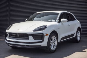 2025 Porsche Macan