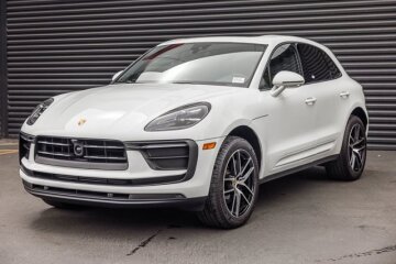2025 Porsche Macan