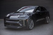 2025 Porsche Macan Turbo