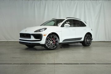 New 2025 Porsche Macan