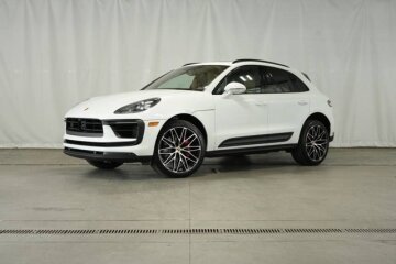New 2025 Porsche Macan S