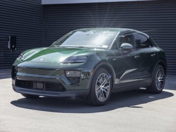 2025 Porsche Macan Electric