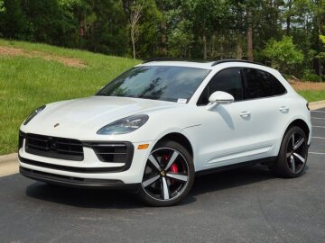 2025 Porsche Macan S