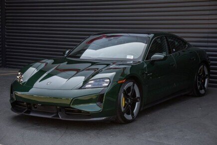 Photo 1 for 2025 Porsche Taycan