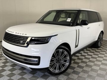 New 2026 Land Rover Range Rover SE