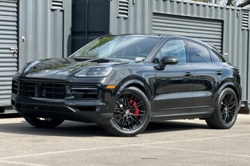 New 2026 Porsche Cayenne S E-Hybrid