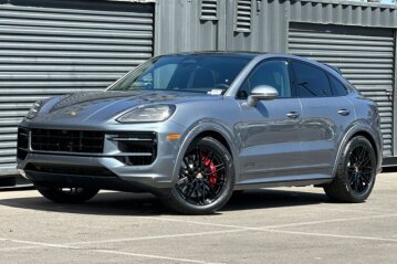 New 2026 Porsche Cayenne GTS