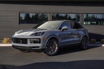 New 2026 Porsche Cayenne S