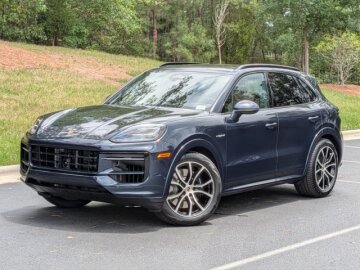 New 2026 Porsche Cayenne S E-Hybrid