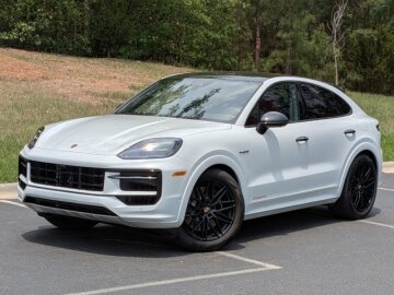2026 Porsche Cayenne E-Hybrid Coupe