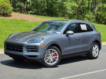 New 2026 Porsche Cayenne S