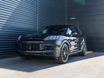 New 2026 Porsche Cayenne S
