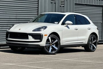 New 2026 Porsche Macan