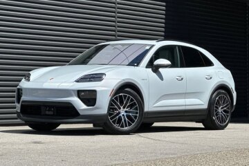 New 2026 Porsche Macan Electric