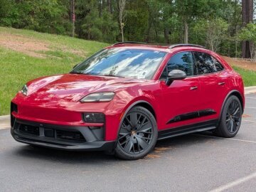 New 2026 Porsche Macan