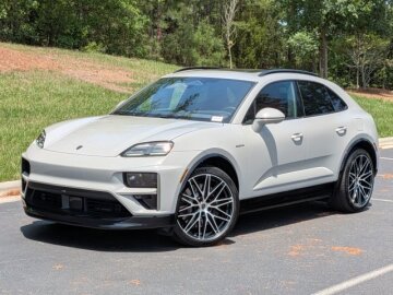 New 2026 Porsche Macan