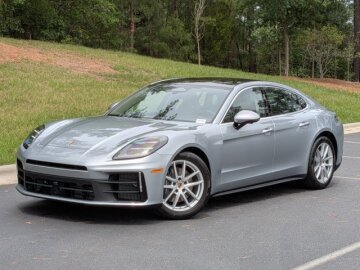 New 2026 Porsche Panamera