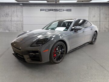 2026 Porsche Panamera GTS