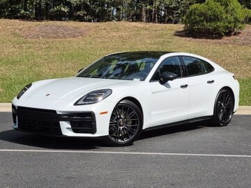 New 2026 Porsche Panamera GTS
