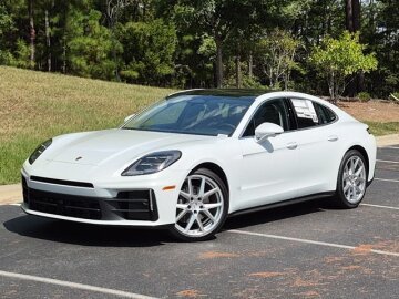 New 2026 Porsche Panamera