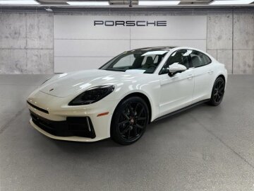 New 2026 Porsche Panamera
