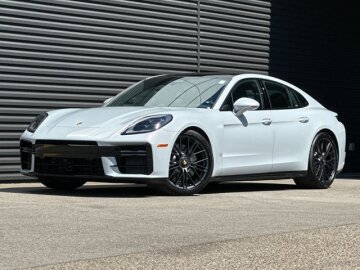 New 2026 Porsche Panamera GTS